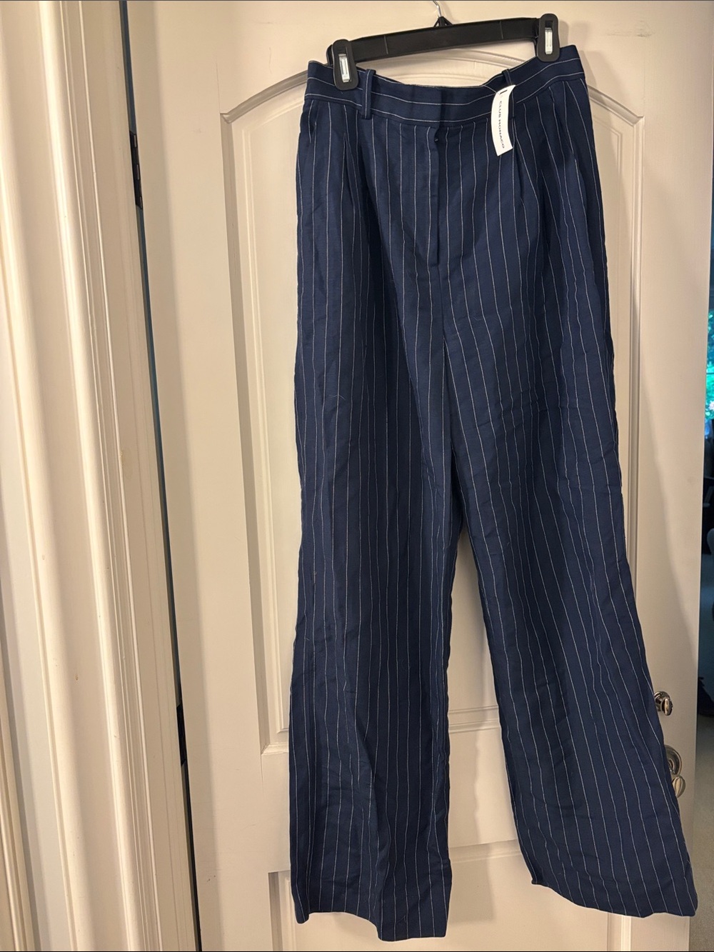 Club Monaco Navy Pinstripe Pleated Linen Wide-Leg Trousers